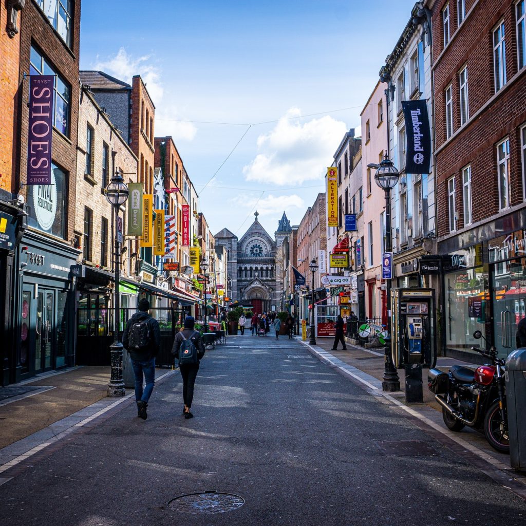 Estudiar y trabajar en Irlanda: Una oportunidad para los alumnos chilenos